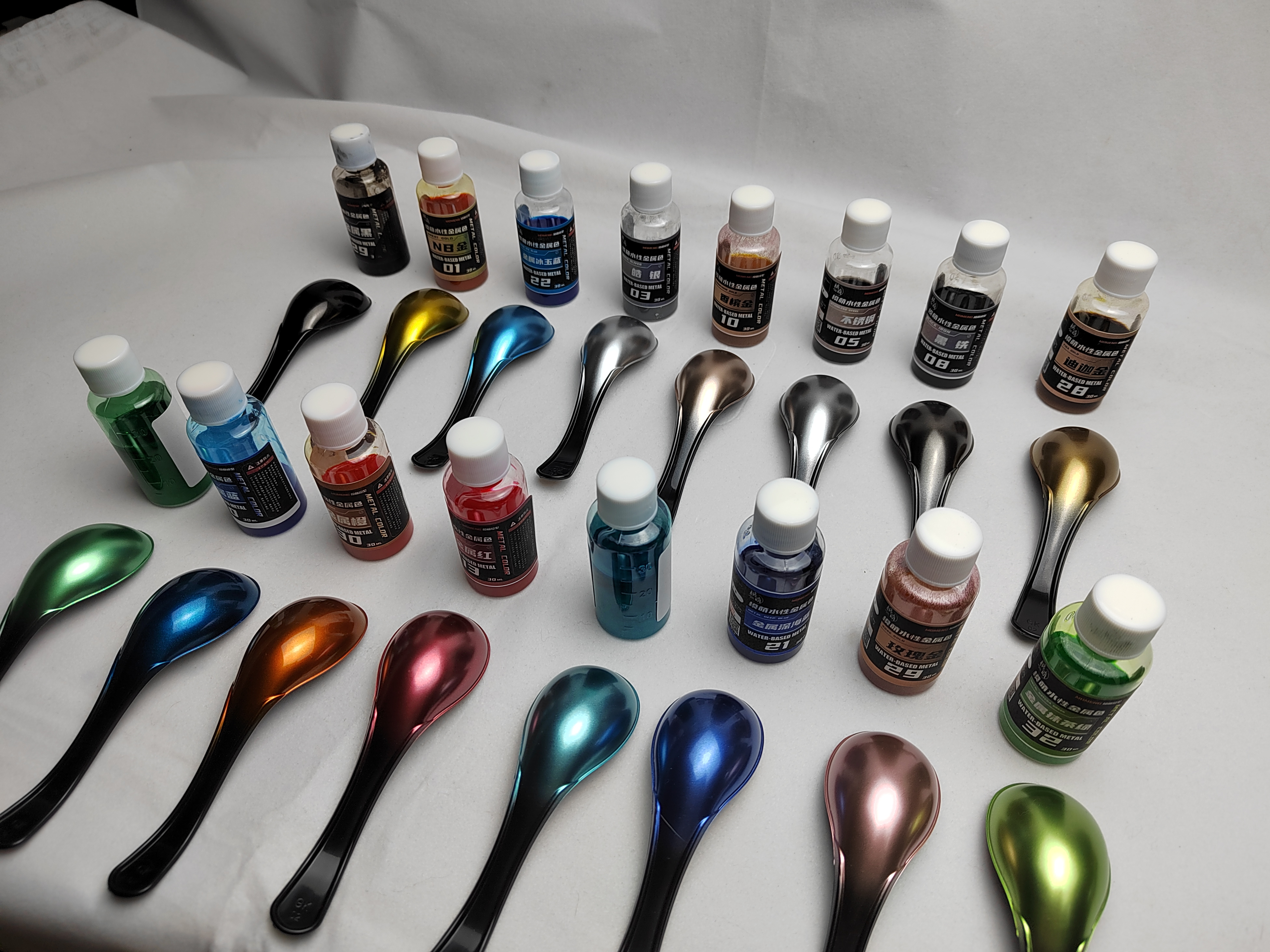 Metallic color Golden paint NB – обзор и цена Metallic Spray Paint